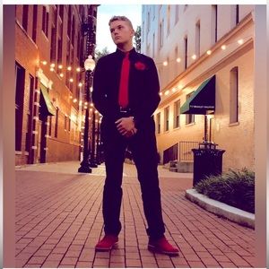 Mens Clark’s Sz 10 M CHERRY SUEDE ANKLE BOOTS